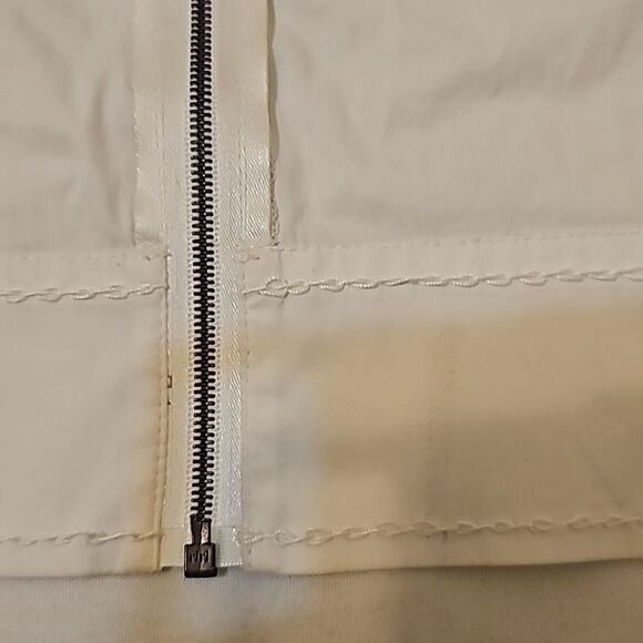 ST JOHN  SOCA SLEEVELESS TOP SIZE MEDIUM. - Picture 5 of 7